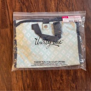 Thirty One Fold Up Family Organizer